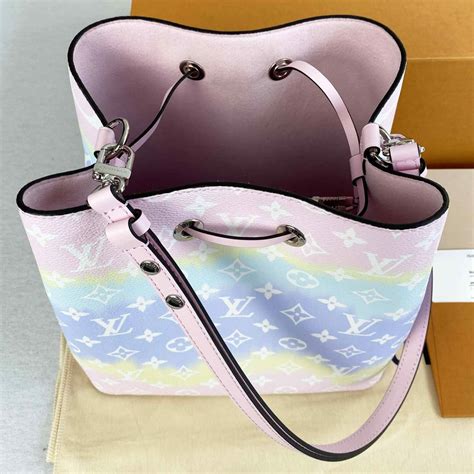 louis vuitton neo pouch|Louis Vuitton bucket bag neonoe.